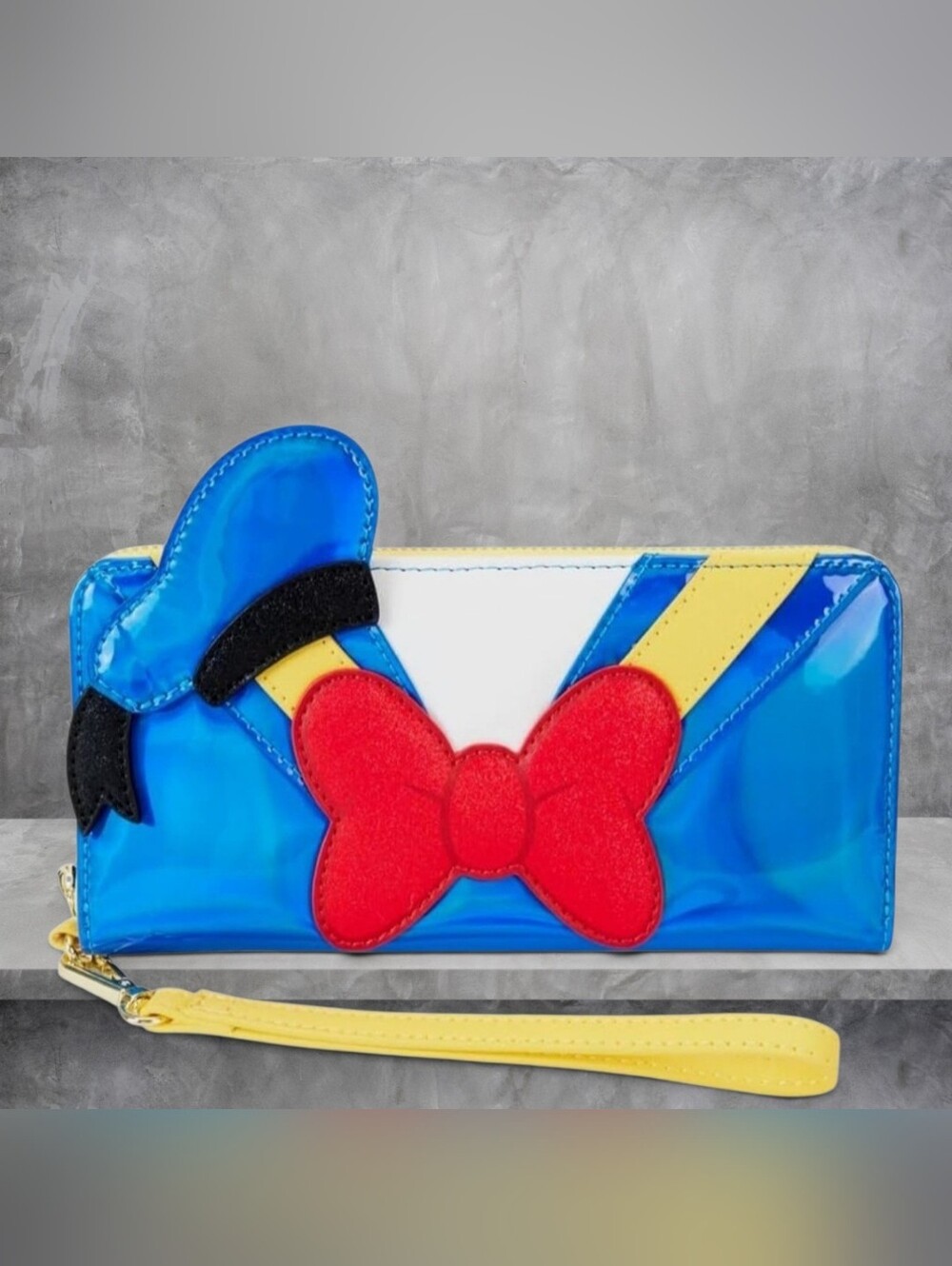 Loungefly Disney Donald Duck Cosplay Wristlet Wallet 💙
